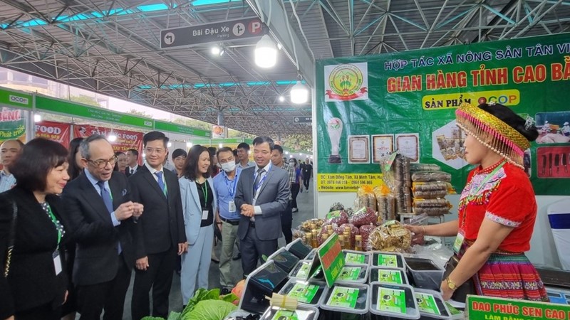 Tổ chức Tuần hàng OCOP-Sản vật Việt Nam phát triển và hội nhập diễn 