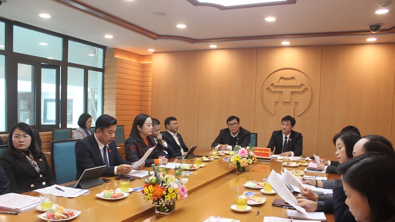 Các đại biểu HĐND thành phố Hà Nội: Đề xuất các giải pháp về lưu thông tiền tệ và gỡ khó cho bất động sản
