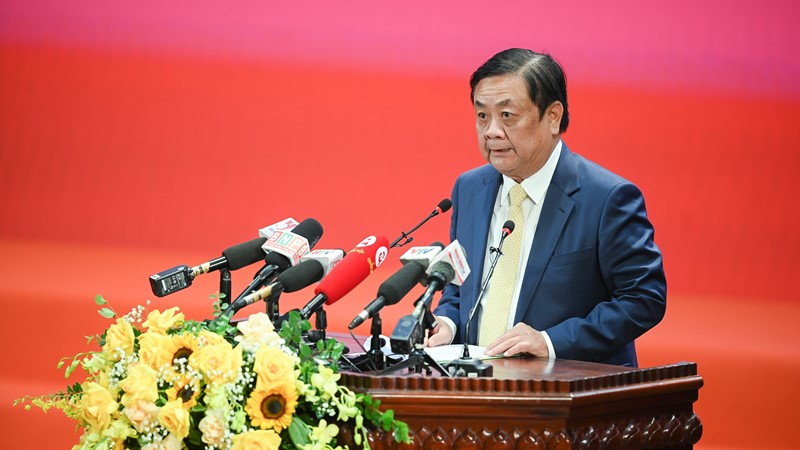  Bộ trưởng Bộ Nông nghiệp và Phát triển nông thôn Lê Minh Hoan: Nông thôn cần được xem là một miền di sản