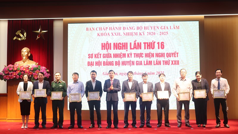 Huyện Gia Lâm đẩy mạnh chuyển dịch cơ cấu kinh tế, phát triển du lịch
