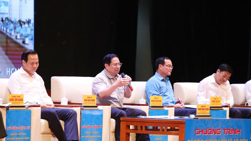 Đại biểu Quốc hội sẽ tiếp xúc với công nhân về 3 chủ đề nóng