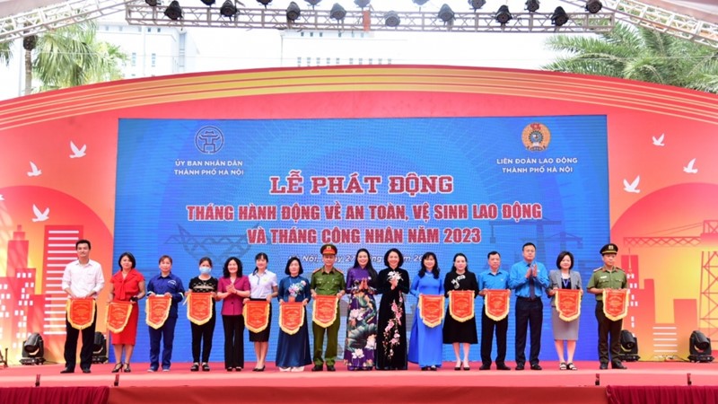 Phát động Tháng hành động về an toàn, vệ sinh lao động và Tháng Công nhân thành phố Hà Nội năm 2023