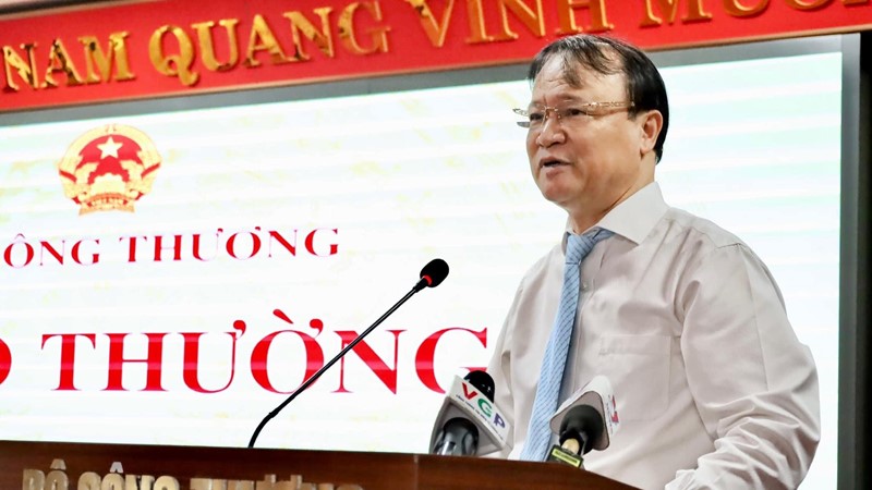 Thúc đẩy các giải pháp về ổn định thị trường tài chính, tiền tệ, gỡ khó về vốn cho doanh nghiệp