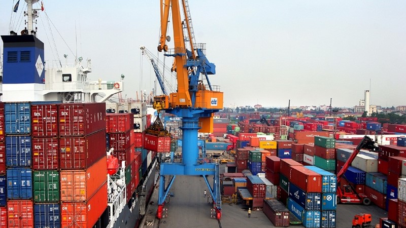 Tổng kim ngạch xuất nhập khẩu 5 tháng ước đạt hơn 262 tỷ USD, giảm 14,7%