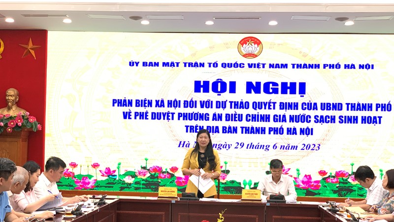 Tăng giá nước sạch sinh hoạt phải đi đôi với tăng chất lượng