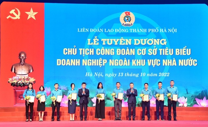 Tháng 8, sẽ biểu dương 10 chủ tịch công đoàn cơ sở tiêu biểu doanh nghiệp ngoài khu vực Nhà nước năm 2023 
