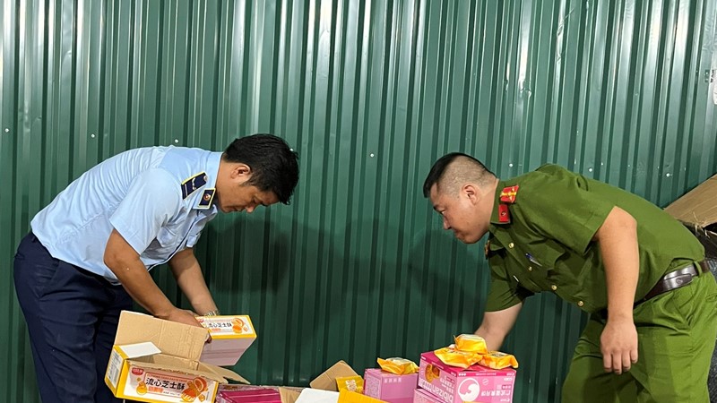 Hà Nội: Kiểm tra các cơ sở sản xuất bánh trung thu trên toàn thành phố