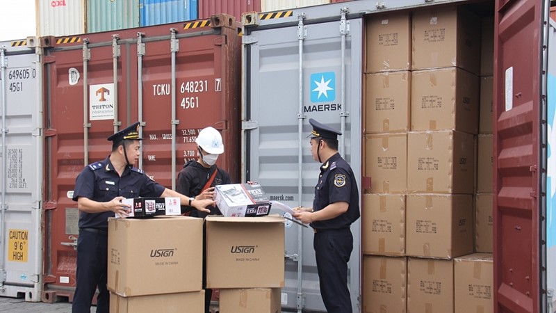 8 tháng thu ngân sách nhà nước từ xuất nhập khẩu đạt 27.771 tỷ đồng