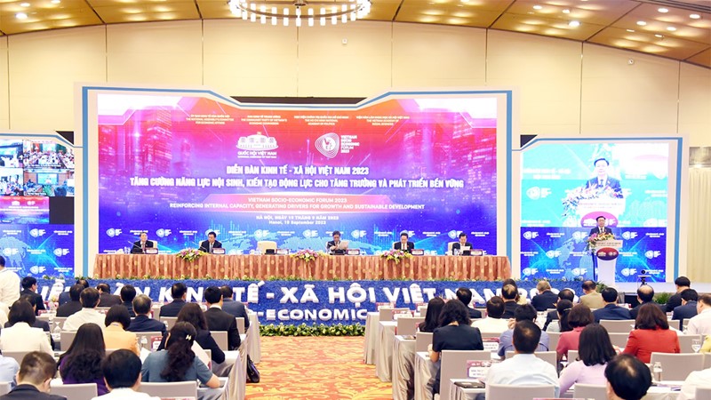 Tăng cường nội lực, kiến tạo động lực cho tăng trưởng và phát triển kinh tế - xã hội