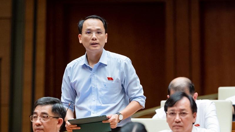 "Thời điểm này không nên giao cho Bộ Giáo dục và Đào tạo biên soạn bộ sách giáo khoa"