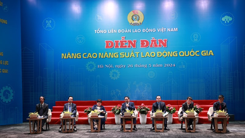 Chăm lo quyền, lợi ích hợp pháp chính đáng của người lao động 