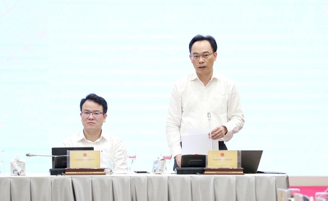 Trường ĐH Kinh doanh và Công nghệ Hà Nội sử dụng chữ ký khô có ảnh hưởng đến quyền lợi của sinh viên?