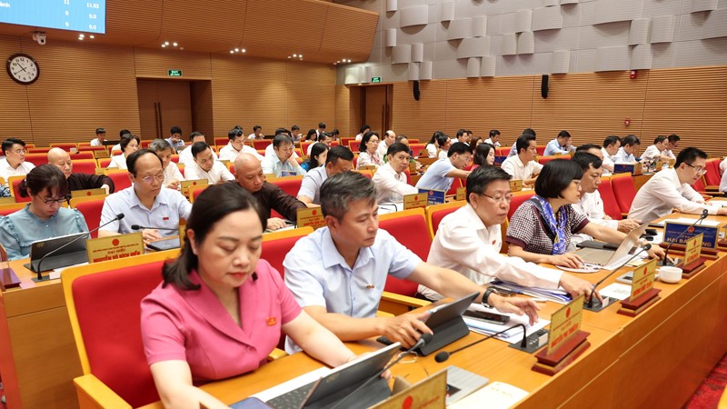 Hà Nội quy định về xét tặng Kỷ niệm chương “Vì sự nghiệp xây dựng Thủ đô”