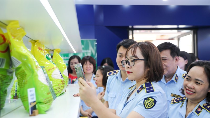 Tổng cục Quản lý thị trường trưng bày hướng dẫn “Nhận diện thực phẩm thật - giả“