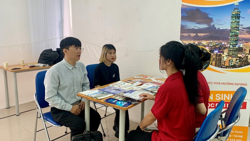 Ngày hội việc làm VTV College năm 2024 thu hút gần 500 sinh viên