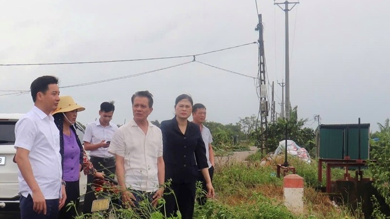Gia Lâm: Đồng chí Hoàng Trọng Quyết kiểm tra công tác khắc phục hậu quả bão số 3
