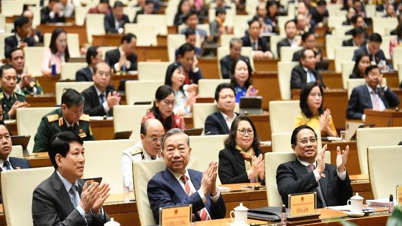 Quốc hội thông qua mục tiêu tăng trưởng năm 2025 đạt 8% trở lên