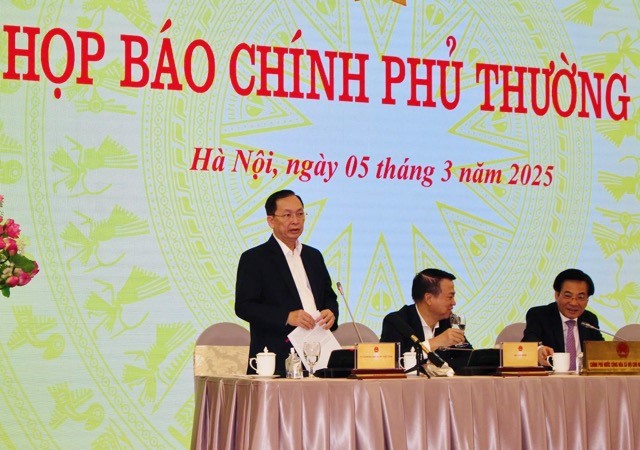 Lãi suất đầu vào huy động có ngân hàng giảm đến 0,7%