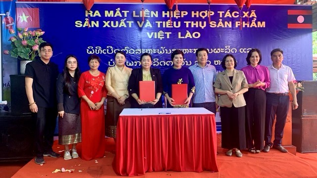 Ra mắt Liên hiệp HTX sản xuất và tiêu thụ sản phẩm Việt - Lào