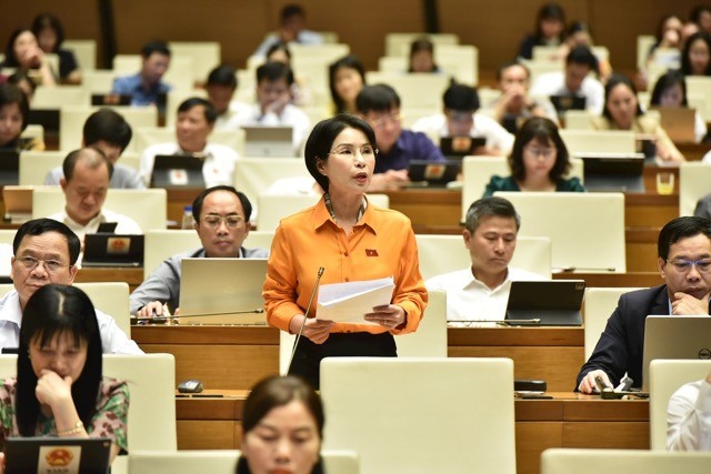 Cần xây dựng lộ trình chuyển đổi toàn bộ hộ kinh doanh sang mô hình doanh nghiệp gắn với xoá bỏ thuế khoán