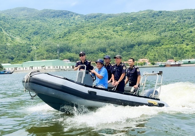 Hải quan đẩy mạnh chống buôn lậu và hàng giả tại miền Trung