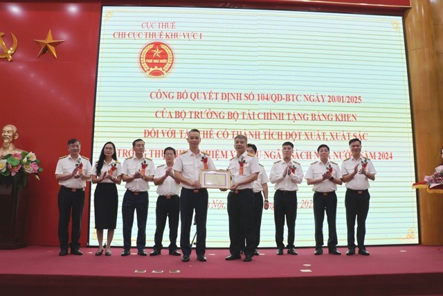 Chi cục Thuế khu vực I có thành tích xuất sắc trong công tác và các phong trào thi đua