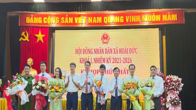 Kỳ họp thứ nhất, HĐND xã Hoài Đức: Hoàn thiện các chức danh nhân sự