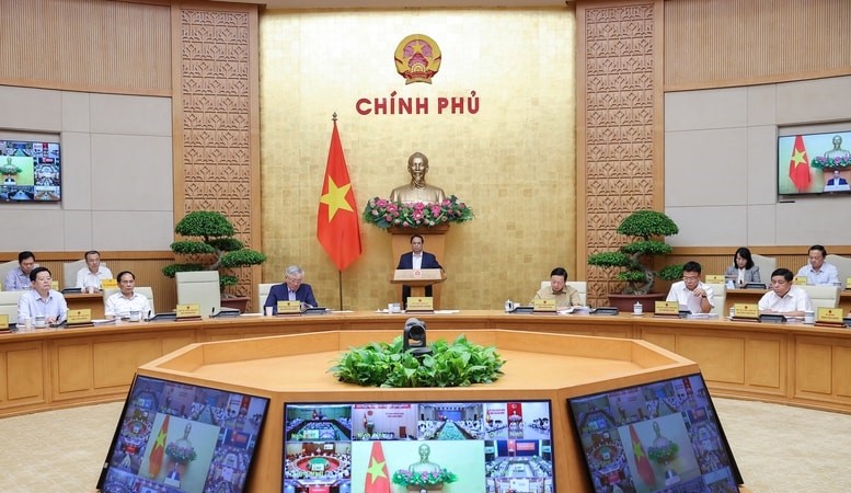 Hội nghị Chính phủ đầu tiên sau cuộc cách mạng có tính lịch sử “sắp xếp lại giang sơn“