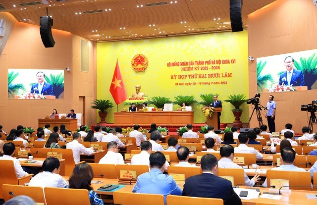 Sáng nay, 9/7, các đại biểu HĐND Thành phố chất vấn, tái chất  vấn nhiều vấn đề “nóng”  