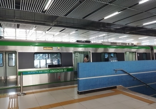 Từ 1/8 Hà Nội tăng giá vé tàu điện trên cao 