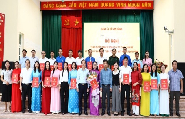 Ủy ban MTTQ Việt Nam xã Sơn Đồng phát động thi đua cao điểm