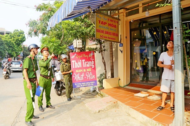 Xã Đoài Phương ra quân đảm bảo an toàn giao thông, trật tự đô thị