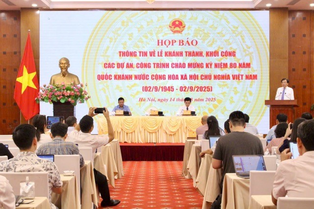 Chính phủ quyết định tổ chức lễ khởi công, khánh thành trực tuyến đồng thời khoảng 250 công trình, dự án