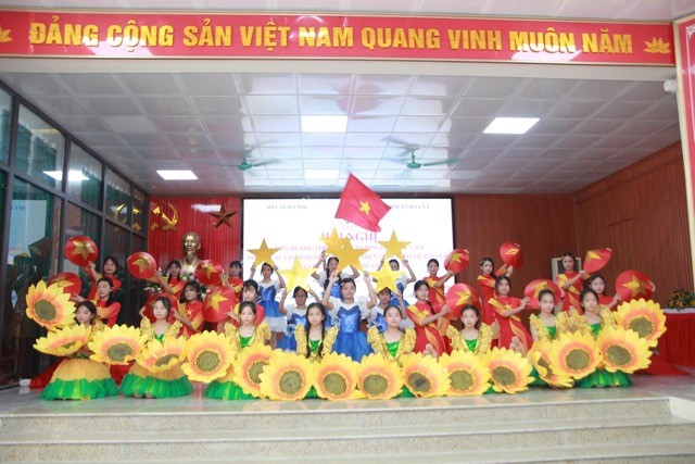 Vinh danh 50 tấm gương trẻ em gái tiêu biểu nhân Ngày Quốc tế trẻ em gái (1/10)