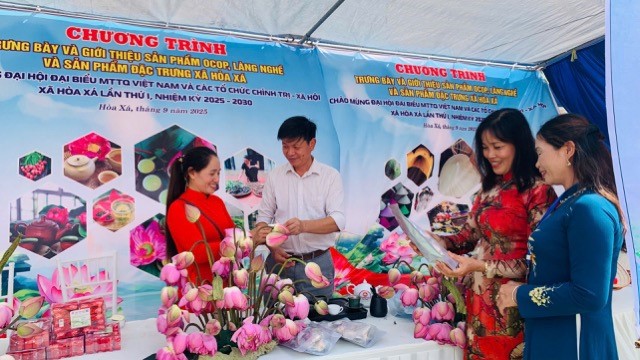 Đảm bảo hàng hóa thiết yếu, lương thực, thực phẩm ứng phó với bão 11