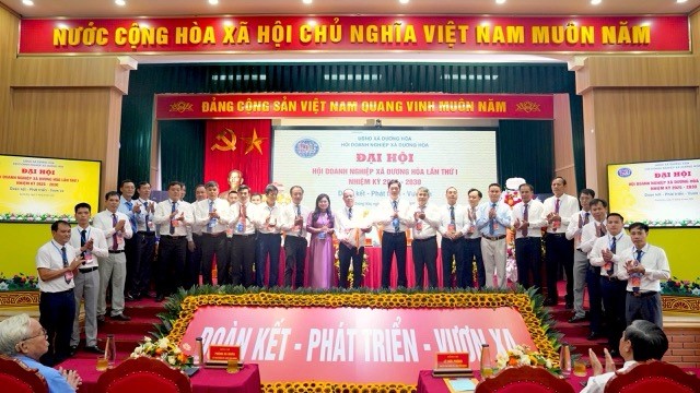  Hội Doanh nghiệp xã Dương Hòa: Chung tay xây dựng quê hương trở hành đô thị xanh, giàu đẹp