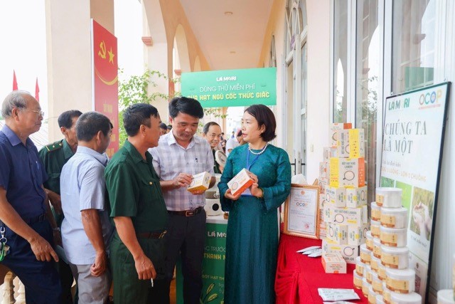 Hỗ trợ nông dân Kiều Phú xúc tiến thương mại, nền tảng số và sàn thương mại điện tử