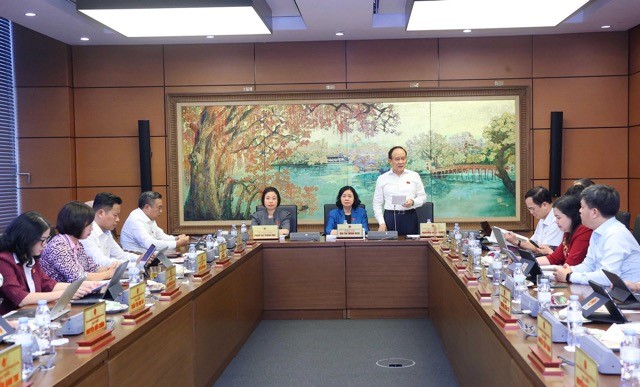 Chuyển đổi tư duy phát triển KTXH lấy khoa học công nghệ, đổi mới sáng tạo, chuyển đổi số 