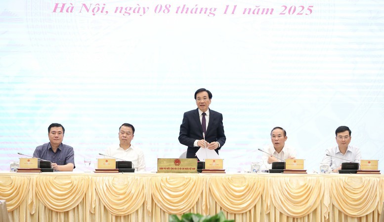 Tình hình kinh tế xã hội tiếp tục xu hướng tích cực