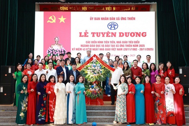 Xã Ứng Thiên tôn vinh nhà giáo tiêu biểu và các điển hình trong phong trào thi đua dạy tốt - học tốt