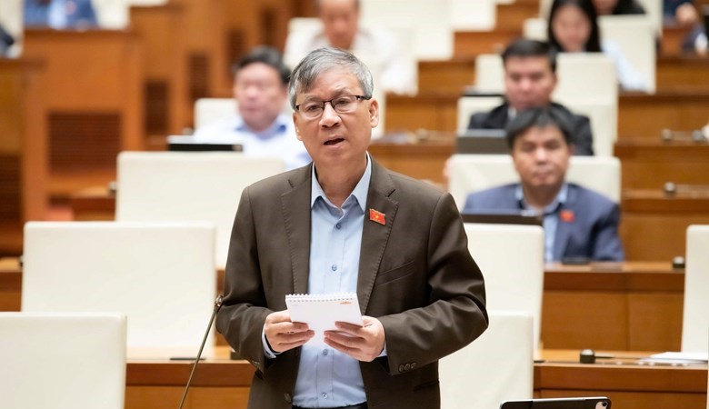 Đại biểu Nguyễn Anh Trí đề nghị Quốc hội, Chính phủ cần sớm vào cuộc để định hướng dư luận về sách "Nỗi buồn chiến tranh" 