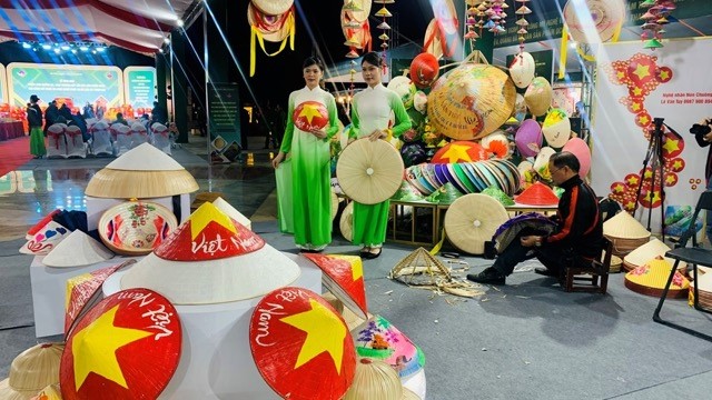 Thiết kế sáng tạo gắn với bản sắc: Lợi thế cạnh tranh mới của sản phẩm Thủ đô