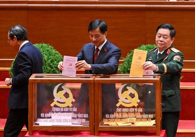  71 Ủy viên Trung ương Đảng khóa XIV trúng cử lần đầu