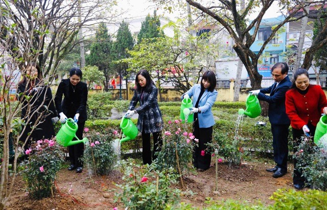 Xây dựng mô hình “Vân Đình nở hoa” chào mừng thành công Đại hội XIV của Đảng