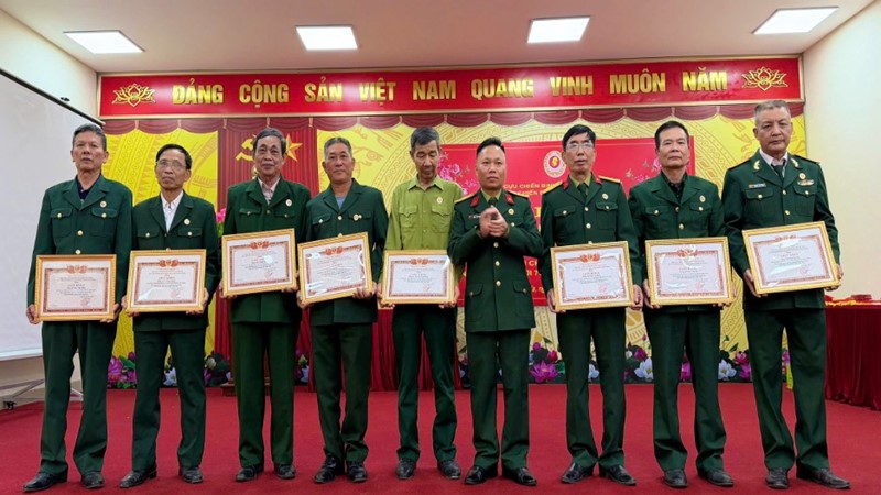 Hội Cựu chiến binh phường Yên Nghĩa vinh danh hội viên tiêu biểu