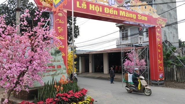 Mùng 7 đầu xuân về Đoài Phương trẩy hội Đền Măng Sơn 