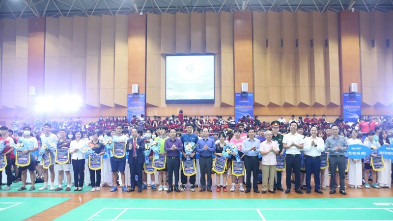 Khai mạc Giải Cầu lông HS-SV TP Hà Nội mở rộng tranh Cúp báo Tuổi trẻ Thủ đô lần thứ IX năm 2022