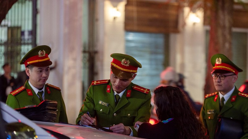 Xử phạt 11 bãi trông xe vi phạm