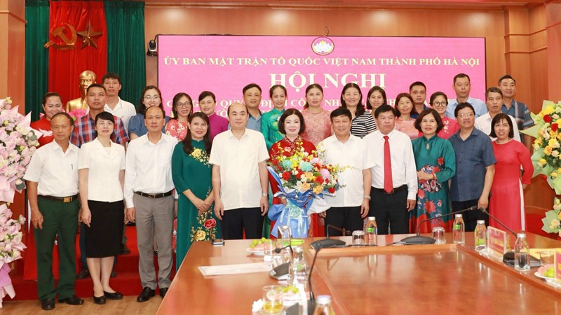 Huyện Thanh trì: Công bố quyết định các chức danh trong Ban Thường trực Ủy ban MTTQ Việt Nam Huyện 