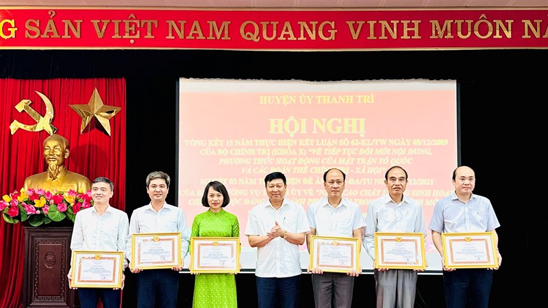 Đổi mới nội dung, phương thức hoạt động của mặt trận tổ quốc và các đoàn thể, chính trị, xã hội